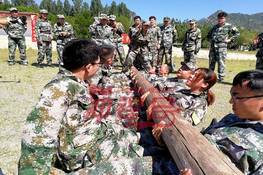 北京军训:只有优秀的团队才能塑造真正的英雄